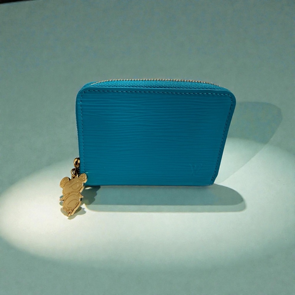 NWOT- Louis Vuitton Zippy Coin Purse/Cardholder-  Full Inclusion